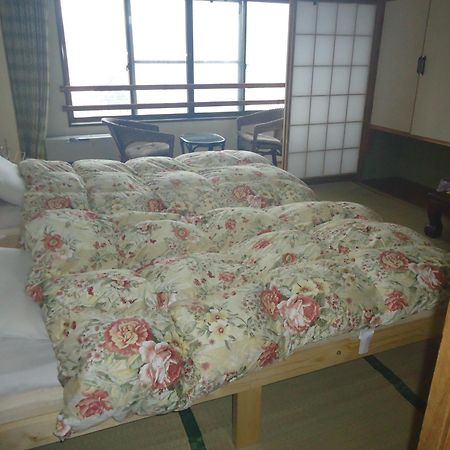 Cafe Cerisier栖里時絵 Hotel Myoko Eksteriør billede