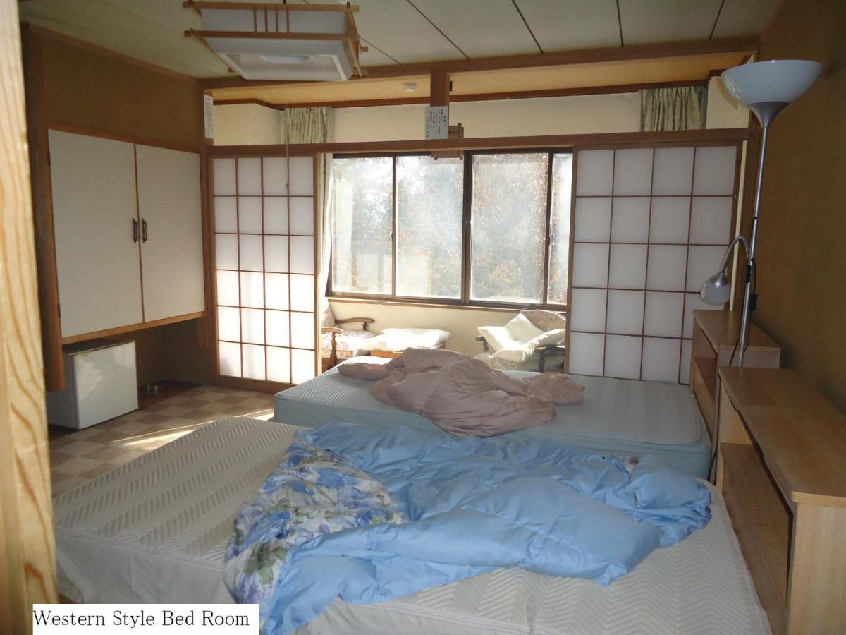 Cafe Cerisier栖里時絵 Hotel Myoko Eksteriør billede