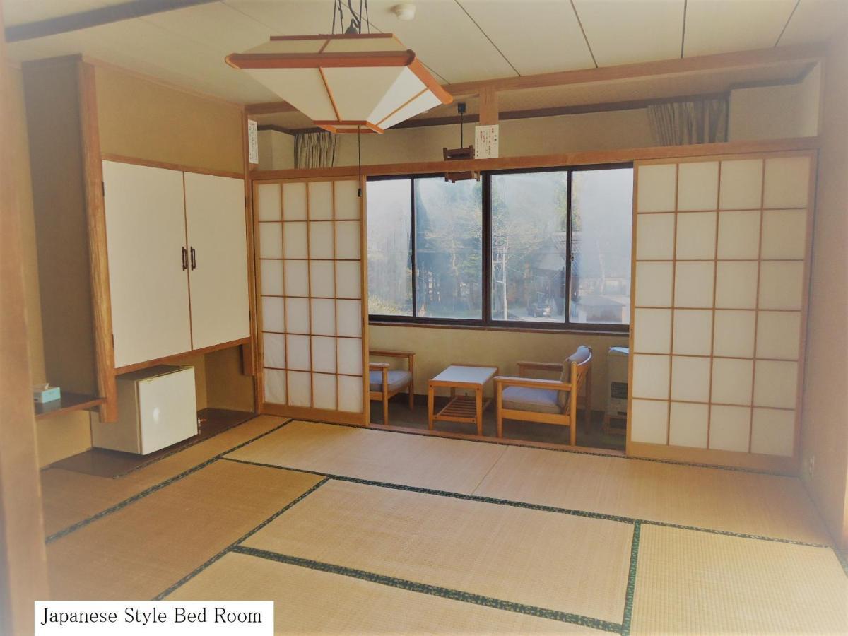 Cafe Cerisier栖里時絵 Hotel Myoko Eksteriør billede
